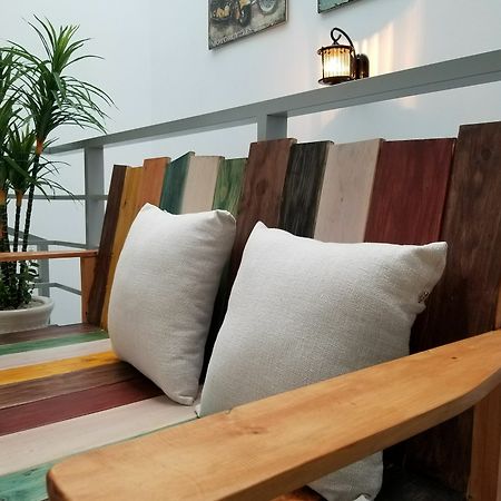 Timemark Travel Homestay & Hostel Ho Şi Min Dış mekan fotoğraf
