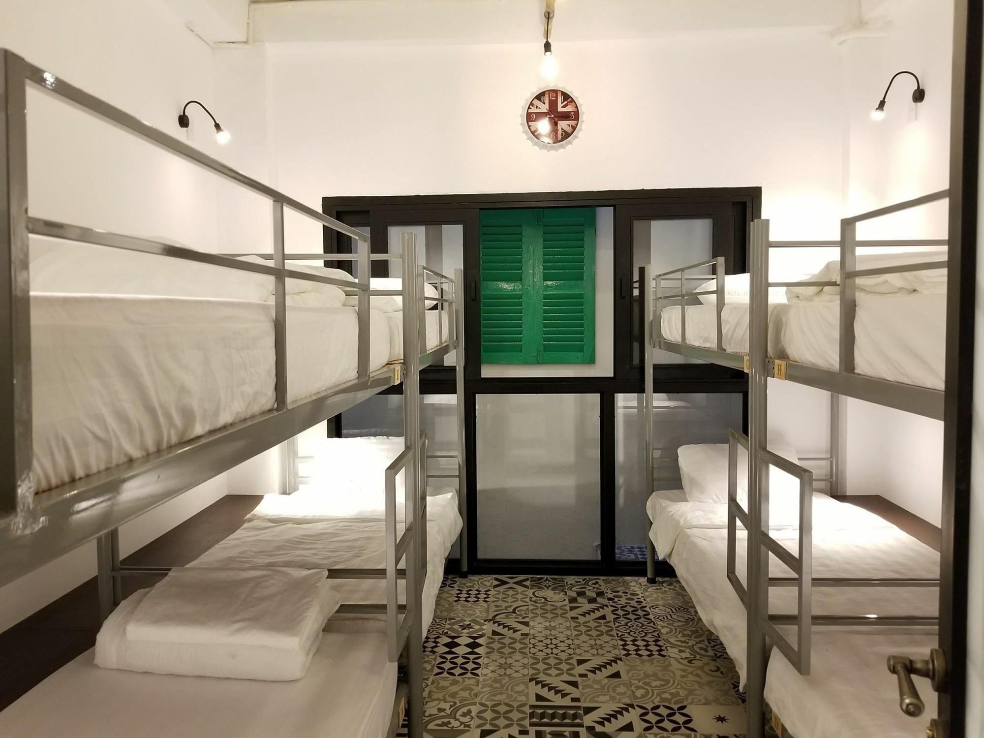 Timemark Travel Homestay & Hostel Ho Şi Min Dış mekan fotoğraf